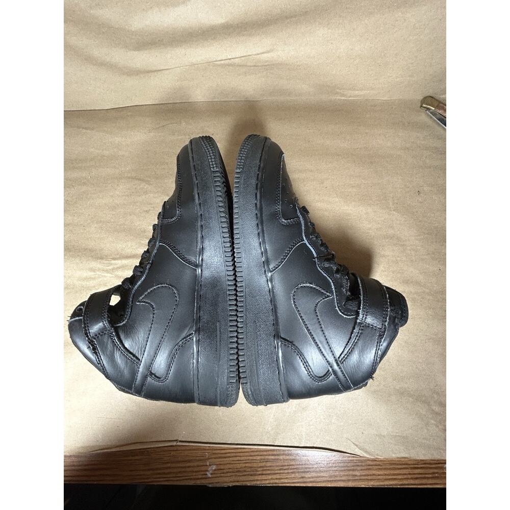 Nike Air Force 1 Mid Black Sneakers, Size 5.5Y / 7W 314195-004 - Picture 7 of 11